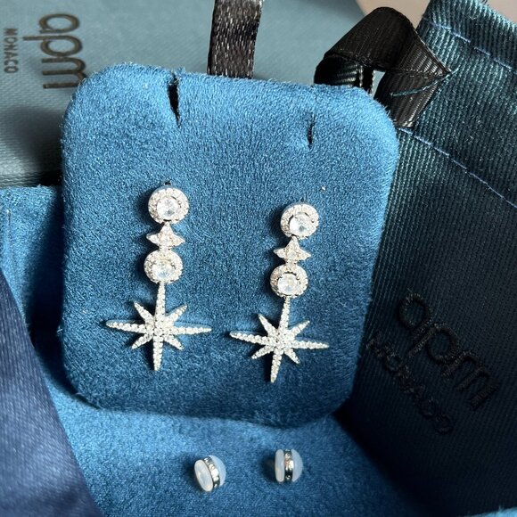 Silver Star Drop Earrings ✨ - Picture 5 of 6